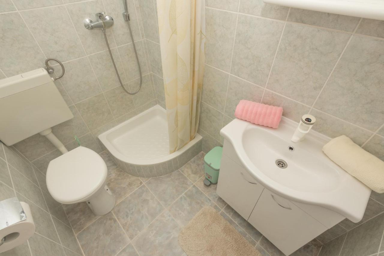 Apartman Pinto Makarska Ngoại thất bức ảnh