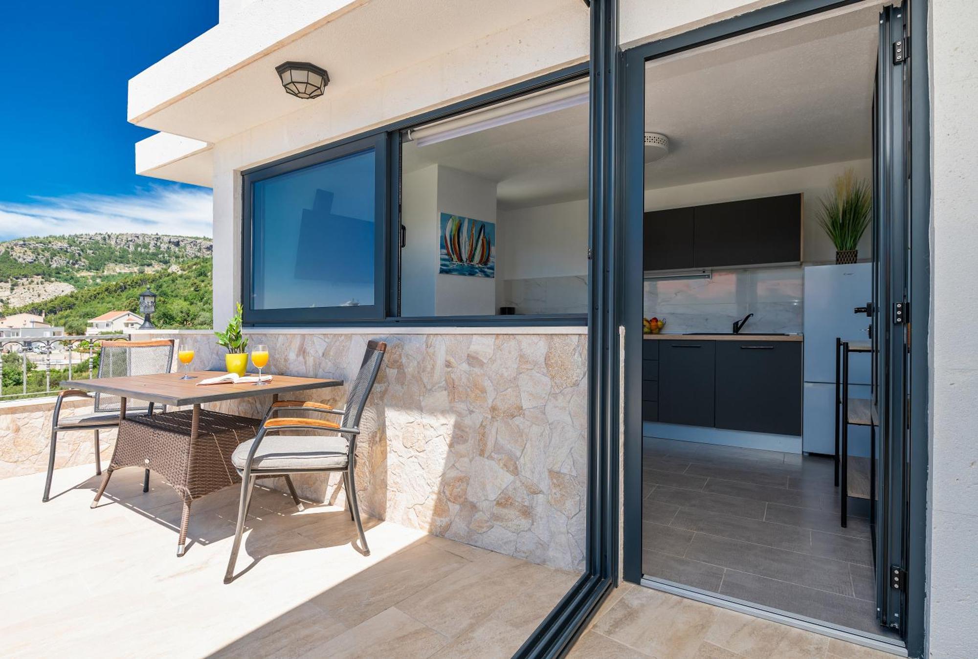 Apartman Pinto Makarska Ngoại thất bức ảnh